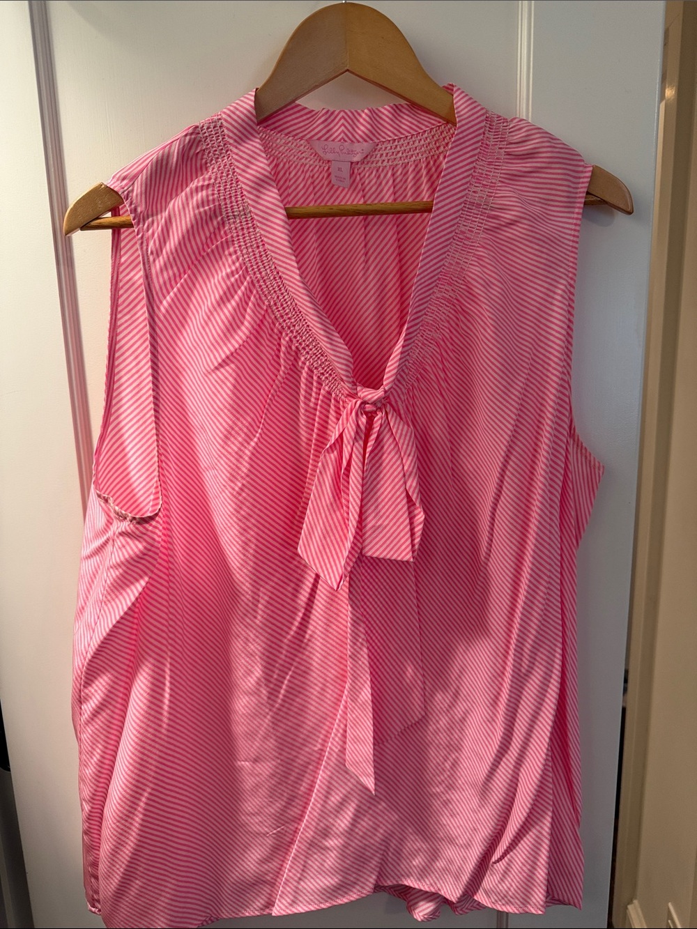 NWOT Lilly Pulitzer Pink Striped Tie-Neck Sleeveless Top 100% silk XL